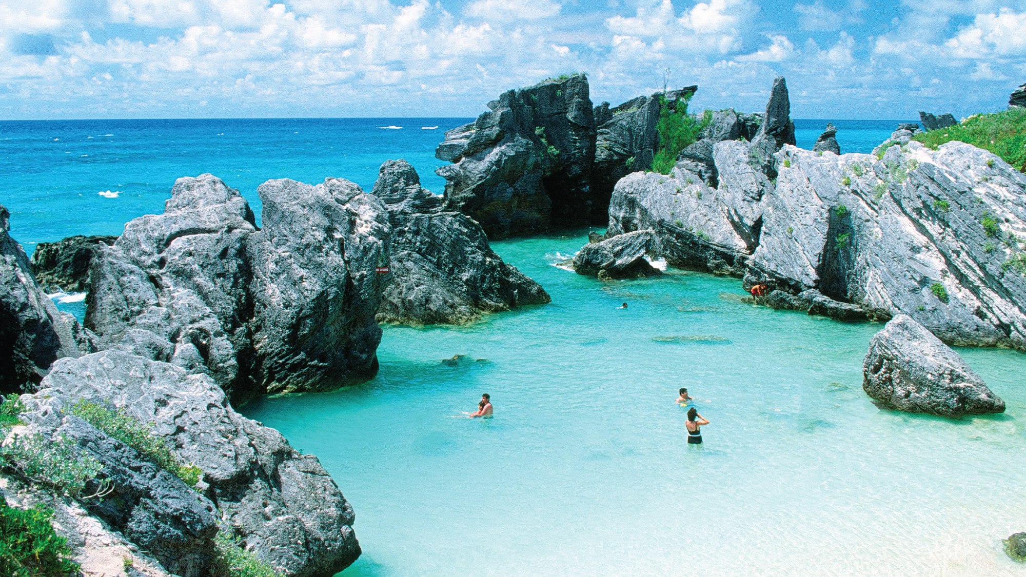 Natural pools in Bermuda