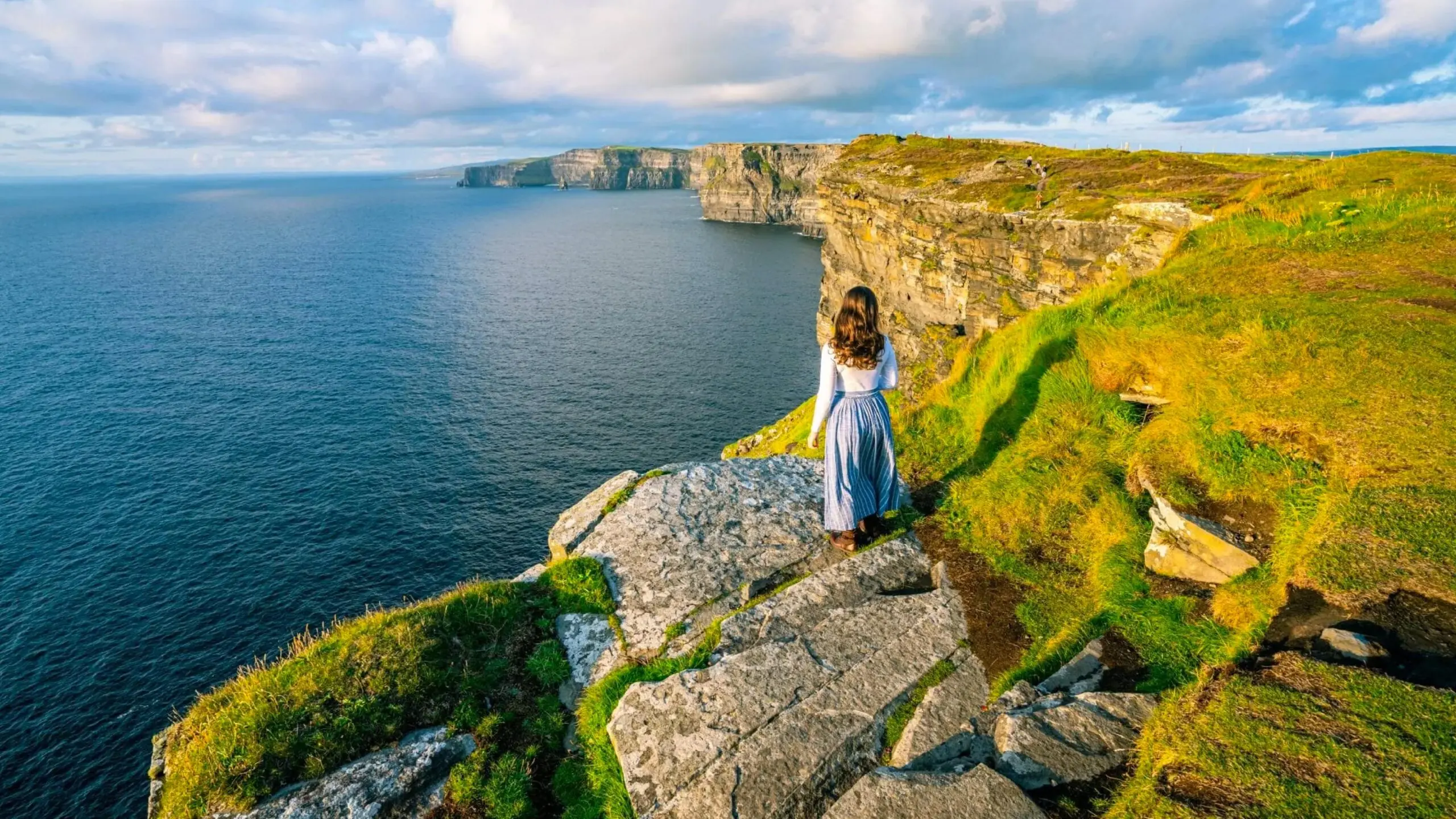 View of the Kerry Cliffs along the Ring of Kerry in Ireland.